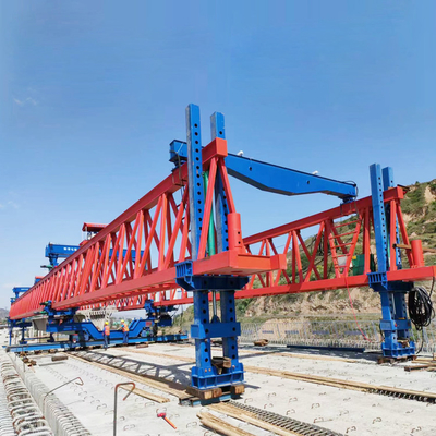 รีโมทคอนโทรล 160 Tons Road Bridge Beam Launcher Equipment Machine