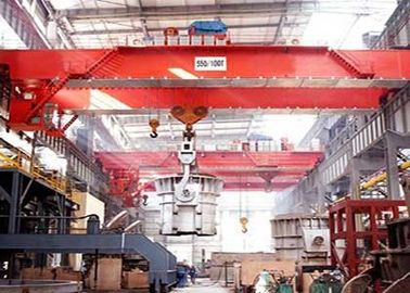 30T QDY ประเภท Metallurgical Bridge Overhead Crane Motor Drive IP54 Protection Grade