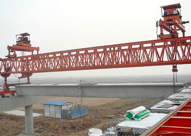 เครื่องสร้างคานสะพานสำเร็จรูปพร้อมความสูงยกสูงสุด 10 เมตรสำหรับทางหลวง