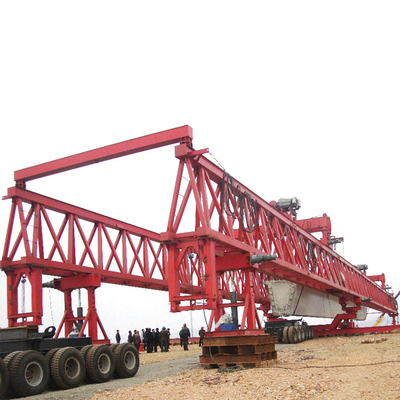 100Ton Girder Launcher Crane การใช้งานอาคารรถไฟ 5m / นาทีสำหรับทางหลวง