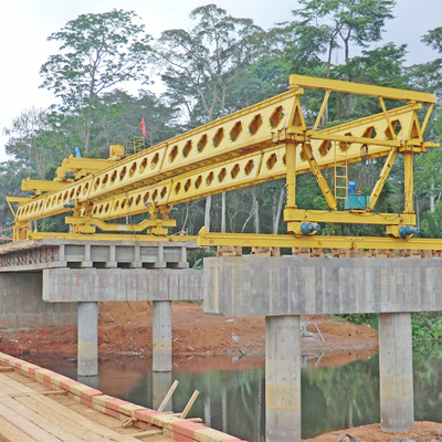 Launcher Crane: กำลังยกสำหรับงานหนักสำหรับรถไฟบนทางหลวง